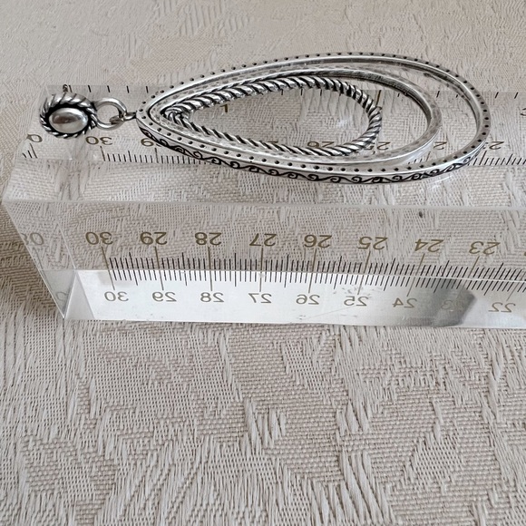 Silver nickel free dangle earrings - Picture 5 of 9